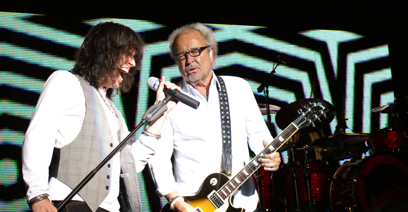 Kelly Hansen and Mick Jones of Foreigner at Rialto Theatre, Tucson Ariz., 4/29/11. photo: Jamie Manser